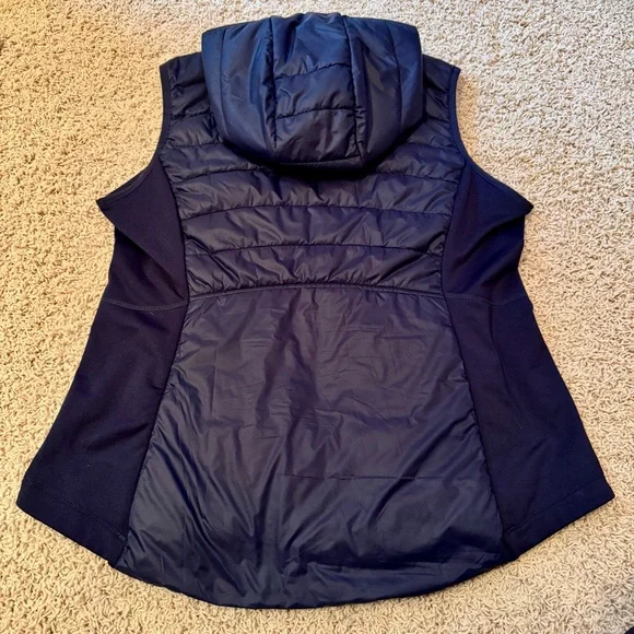 NWOT- BALEAF Women's Puffer Vest Hooded Running Vest Slim Fit Lightweight -Large - Picture 4 of 4